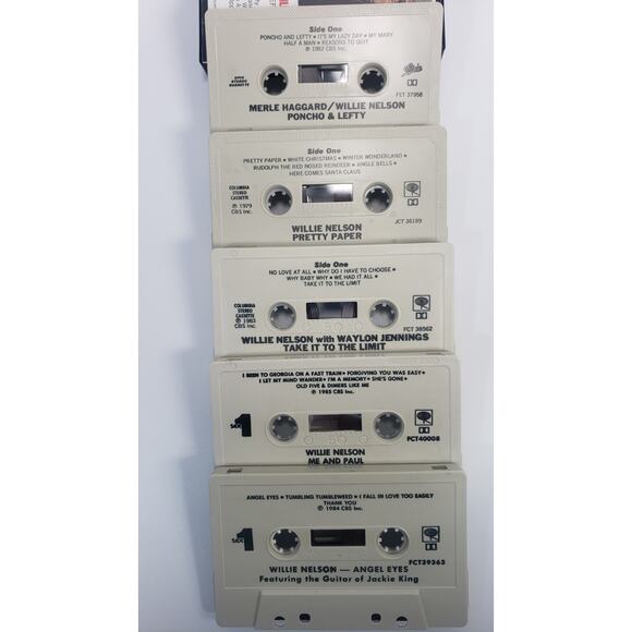 A Collection Of Five Willie Nelson Cassette Tapes - Picture 7 of 8
